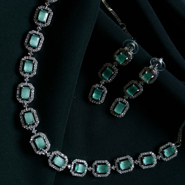 MINT GREEN SUJATA AD NECKSET