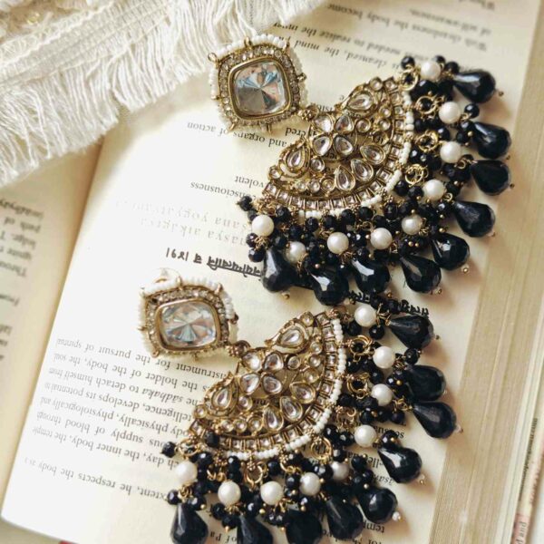 Black Zubina Chandbali